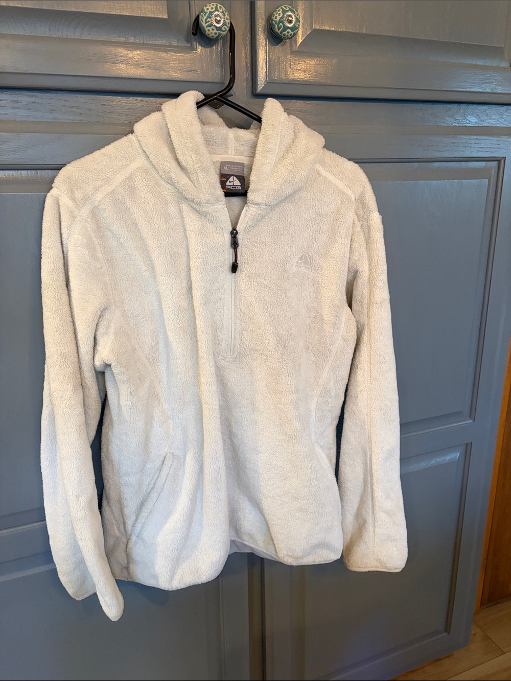 Nike ACG Women's Cream Sherpa Half-Zip Jacket